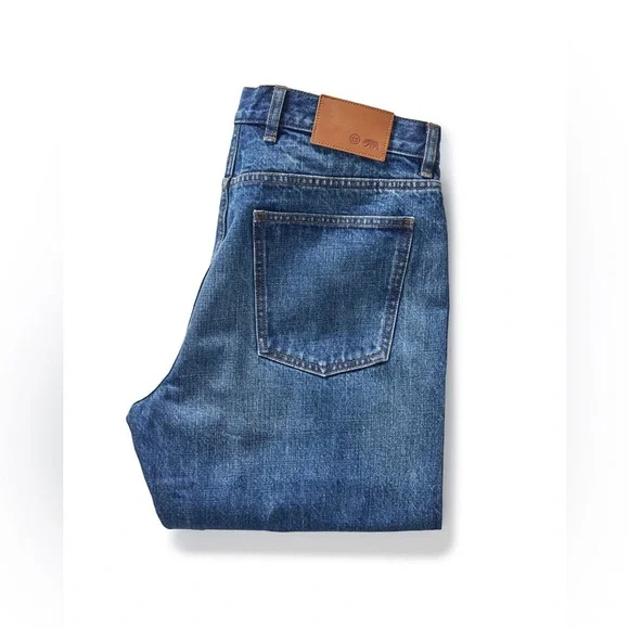 NWT Taylor Stitch The Democratic Jean
in Mid Wash Organic Selvedge - Picture 9 of 15